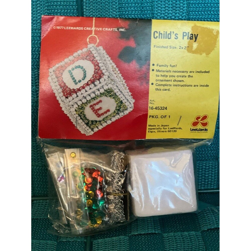 Vintage Lee Wards Child's Play Ornament Kit